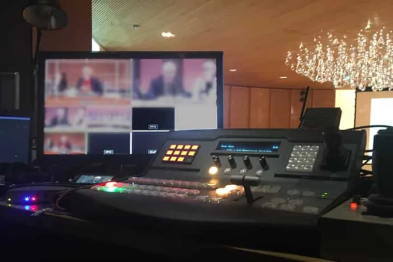 DC EventTech toteutti eduskunnalle (Eduskunnan kanslia) suoria verkkolähetyksiä sekä tallenteet...