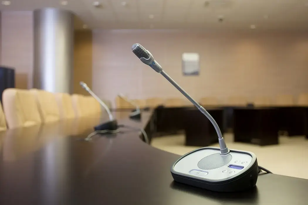 Konferenssit